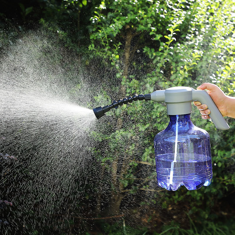 Được bán trực tiếp bởi căng tin điện nhà với một máy phun vườn nhỏ