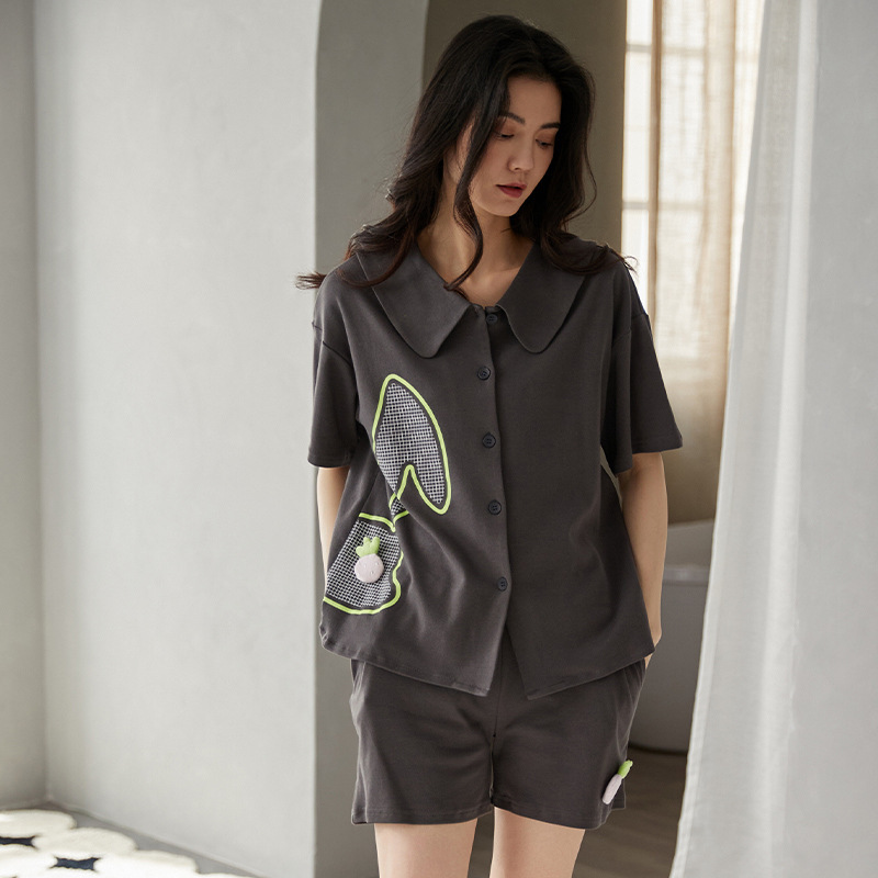 Bánh pyjamas cao cấp với một chiếc váy ngắn ướt bán vải bông cho bộ đồ nhà mùa hè.