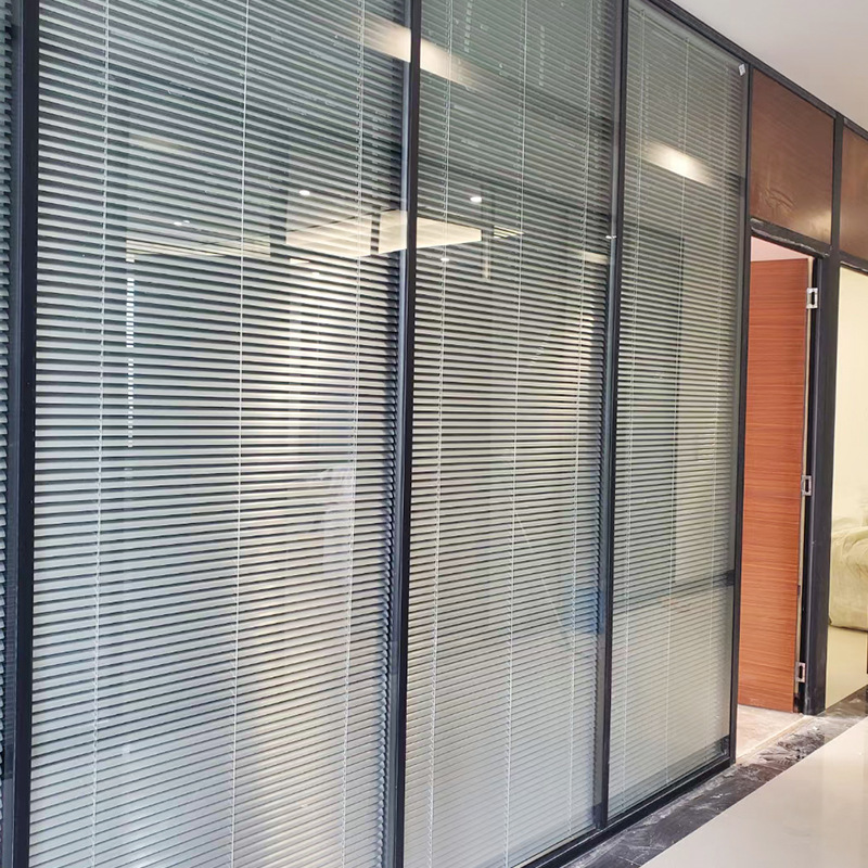 The office glass cut off the double centipede aluminum alloy, the monopolized sand, and the high-level steel-resistant glass cut off the wall.