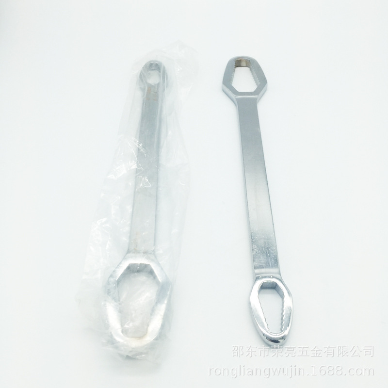 The multi-purpose plum wrench, with 8-22 mm industrial-grade multi-purpose wrench.