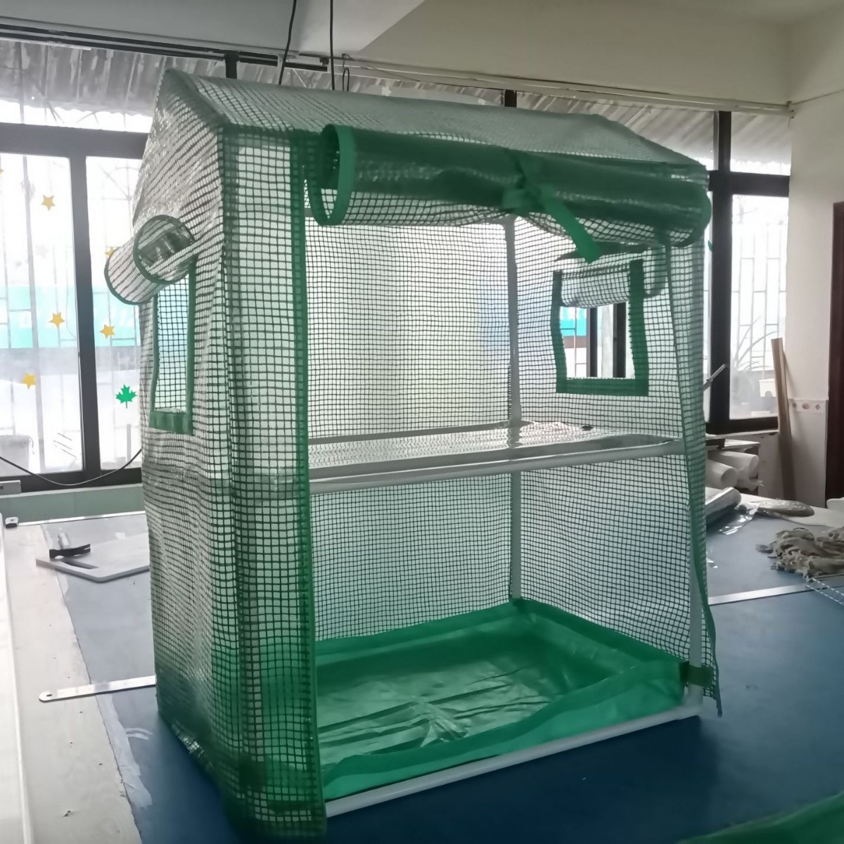 Nhà kính nhỏ ngoài trời, khóa kéo gấp đôi và phun sơn lên giá thép, bốn vườn mùa