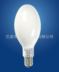 Fluorescent high pressure mercury lamps