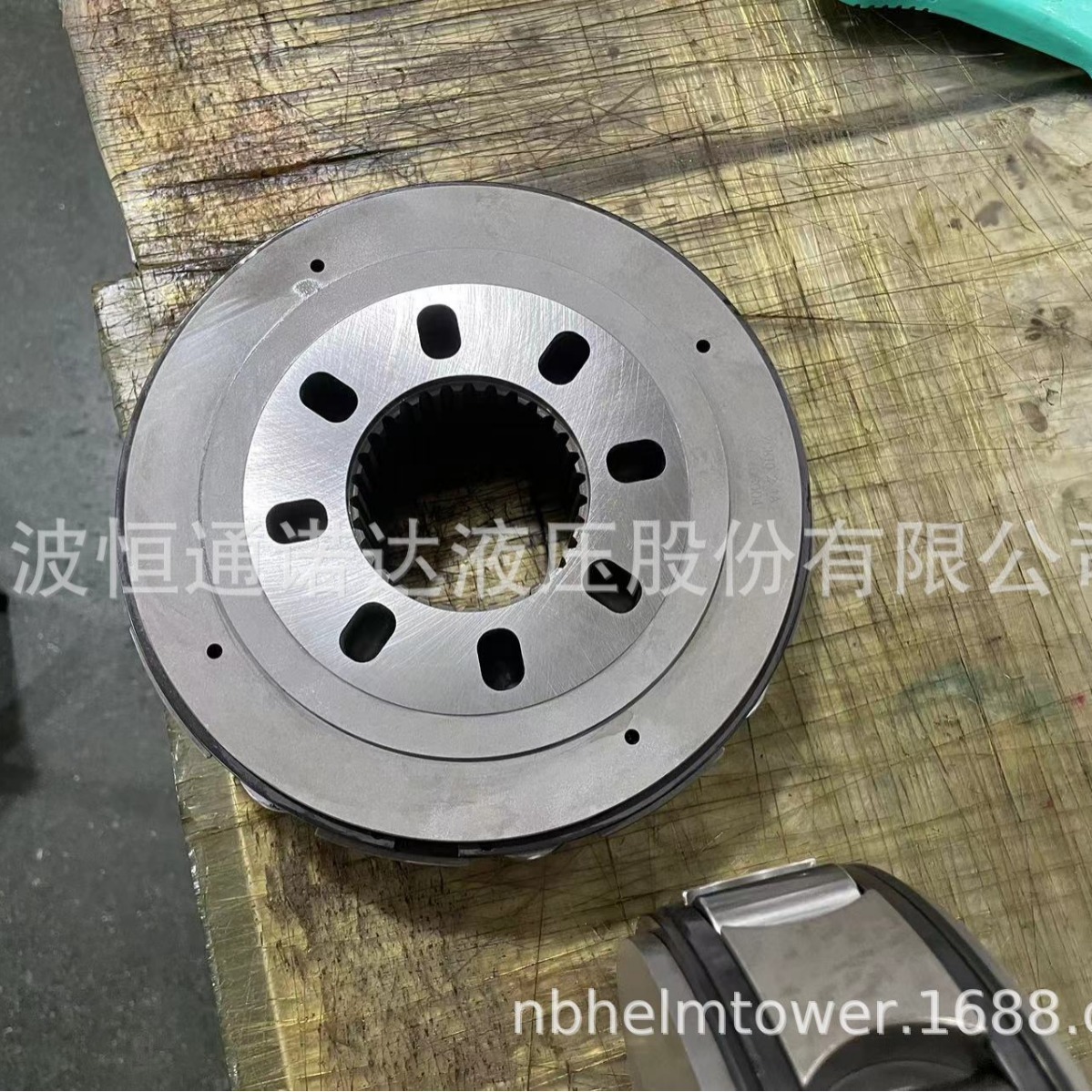 The plant's going straight to the HMCRE05 rotor, double speed, hydraulic parts, functional components, hydraulic motors.