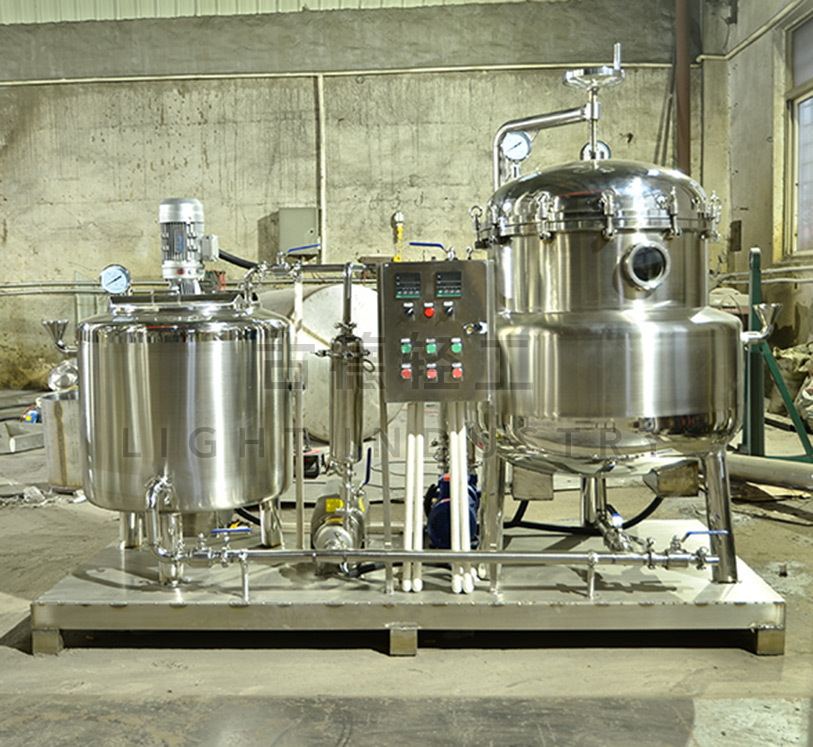 Vacuum-type enrichment tanks, negative-pressure-type evaporationers, single-effect evaporationers, ball-type extraction enrichment equipment.