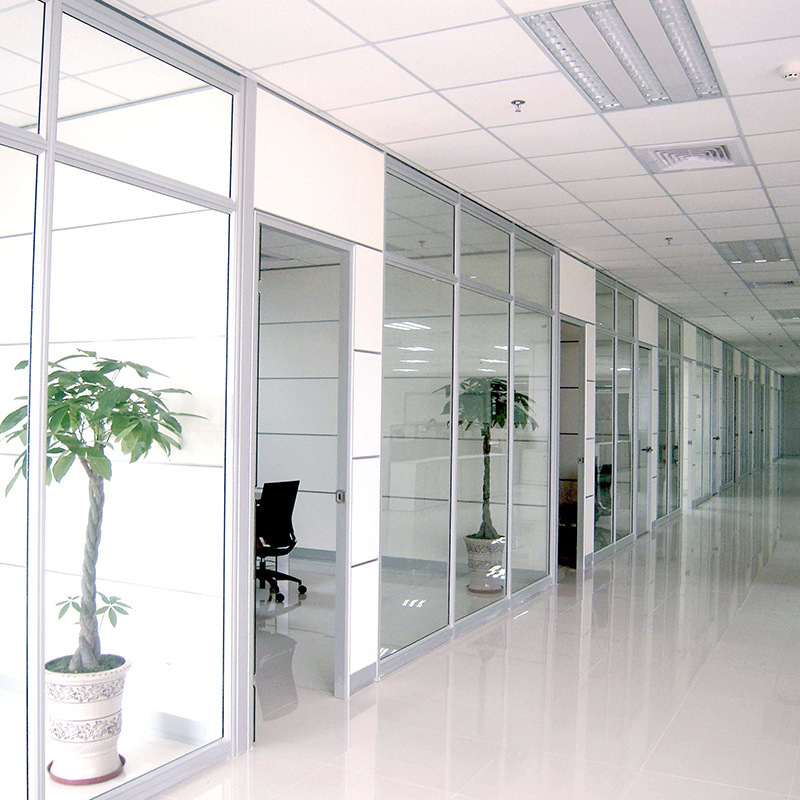 Aluminium alloy single-steel glass partition walls in the office room, Guangzhou.