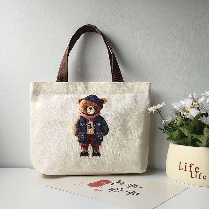 The factory distributes cute little bear rags with handbags, handbags, handbags and pocket keys.