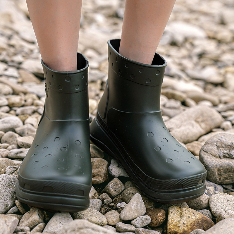 Cross-border 외국인 무역 남자 's short-barrel rain shoes are thickened by 무거운 비 부츠는 따뜻하고 부드러운 유지.