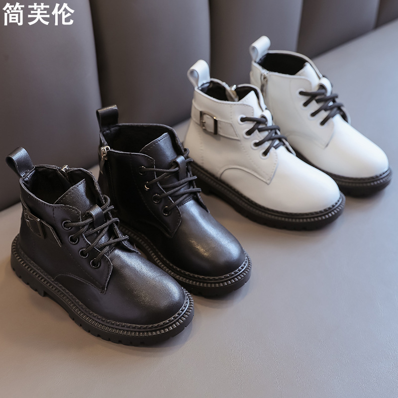 Cô gái Martin Boots New, Spring và Chí Thủ 2021.