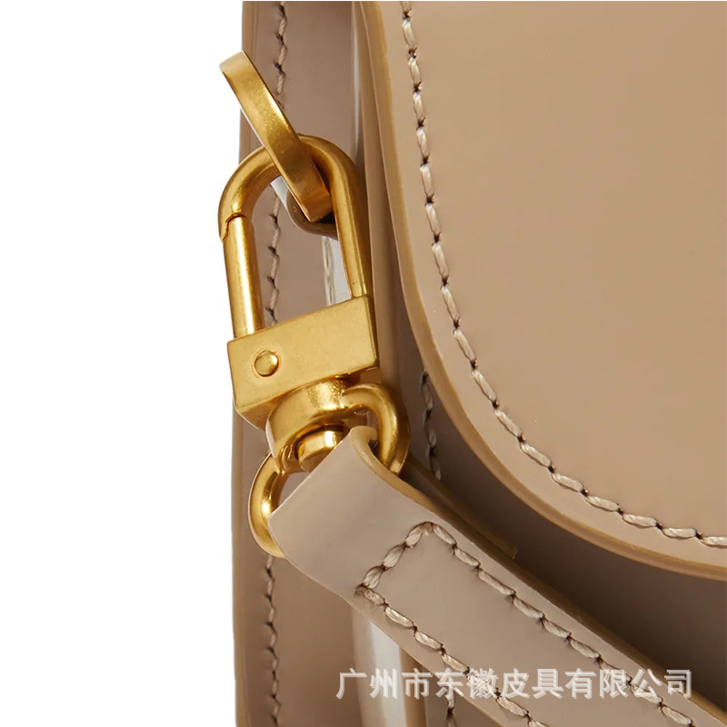 Female Packing Custom OEM 2023 new leather texture flip-cap net red handbag
