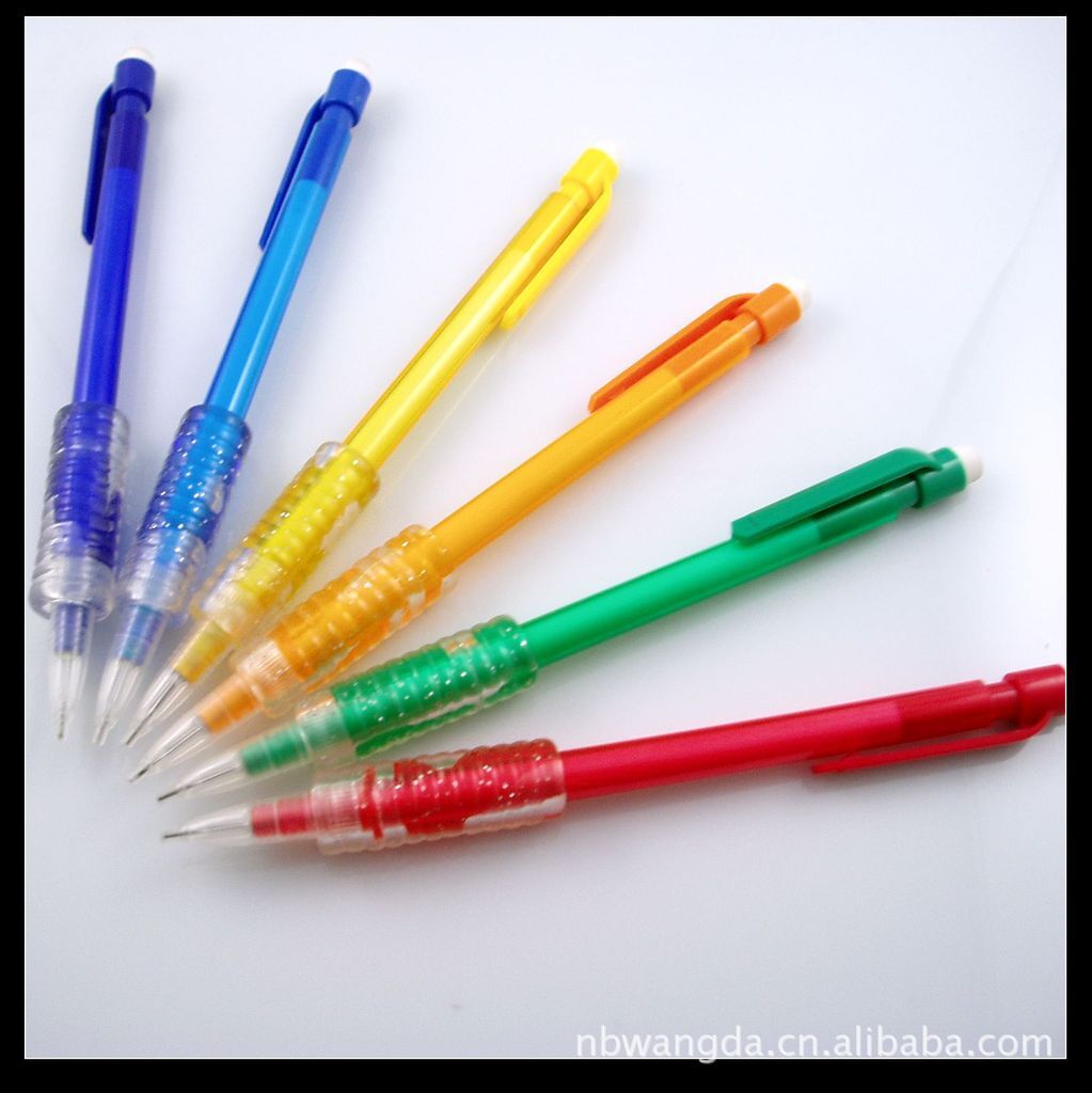 A new, innovative, high-transparent TPR-protective, automatic pencil, a simple, low-cost, live pencil gift.