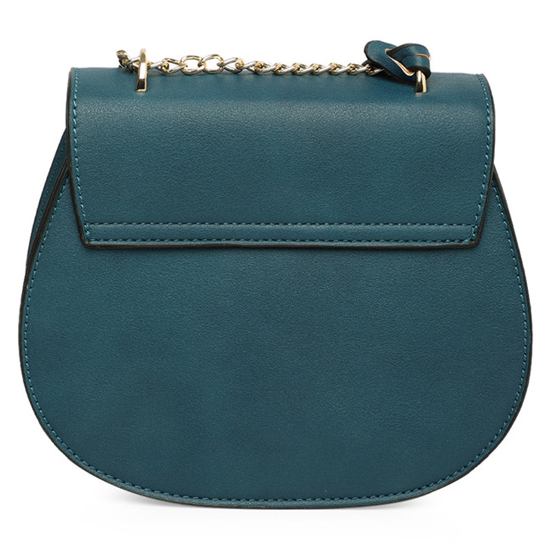 The girl bag customises OEM 2023 new fashion-coloured saddles, one-shoulder-chained buns.