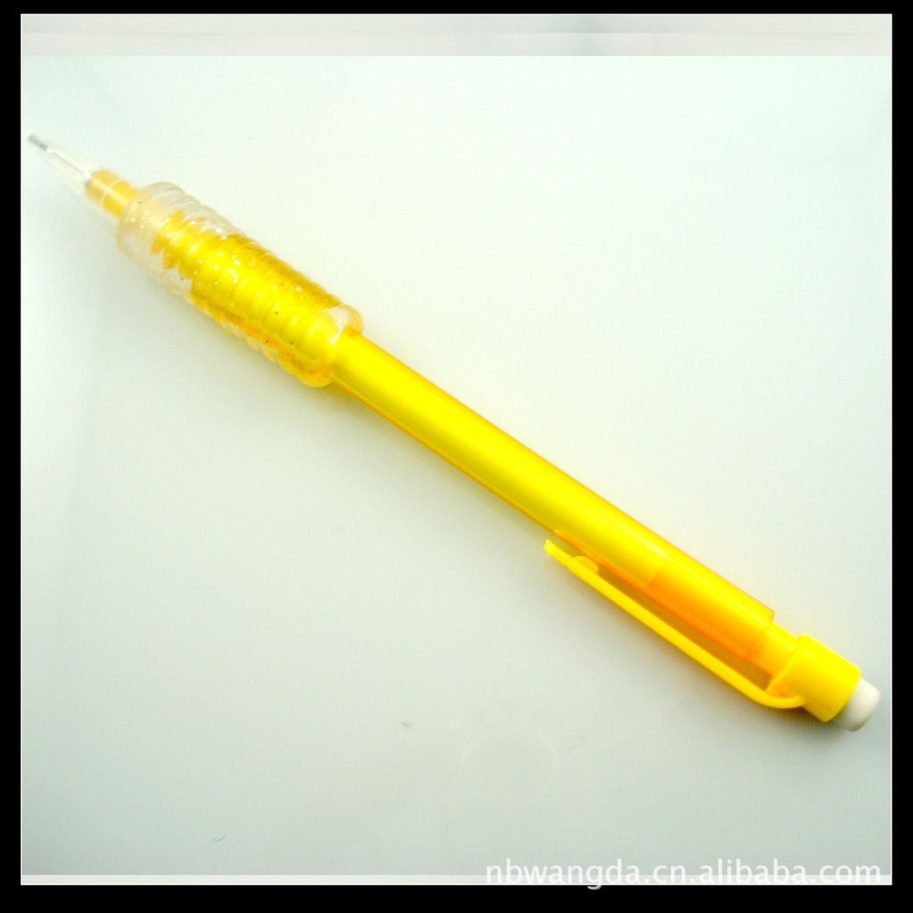 A new, innovative, high-transparent TPR-protective, automatic pencil, a simple, low-cost, live pencil gift.