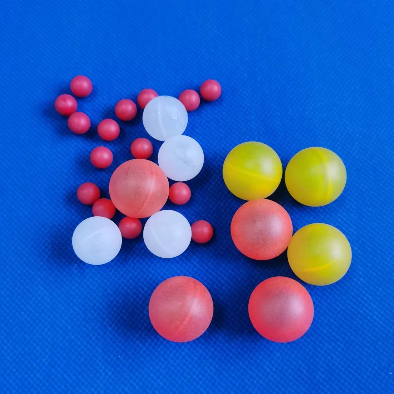 透明塑料球 空心6mm8mm10mm12mm塑料空心浮球 可覆蓋油麪 水面