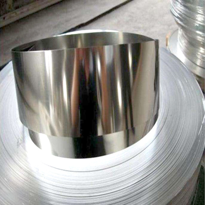 It's straight for the factory. No magnetic stainless steel belt. 304 stainless steel belt. It's stainless. It's full.