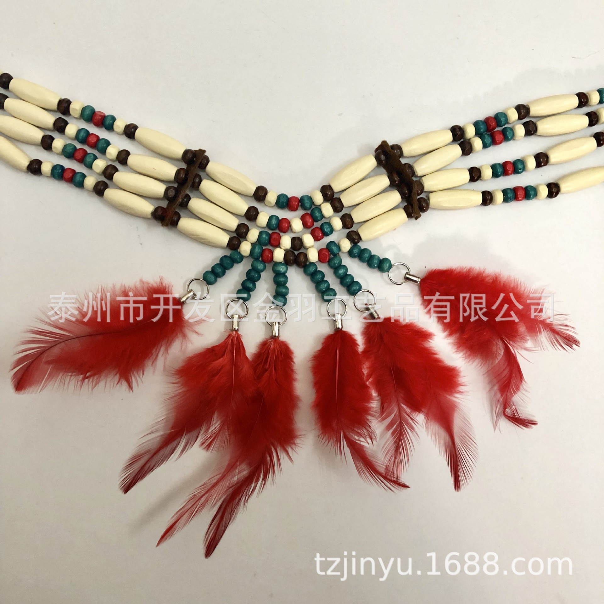 Female Indian necklace, adult size, red cock tail hair.