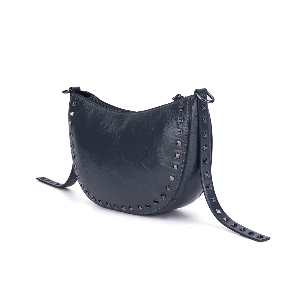 The women's package is customised as OEM.
