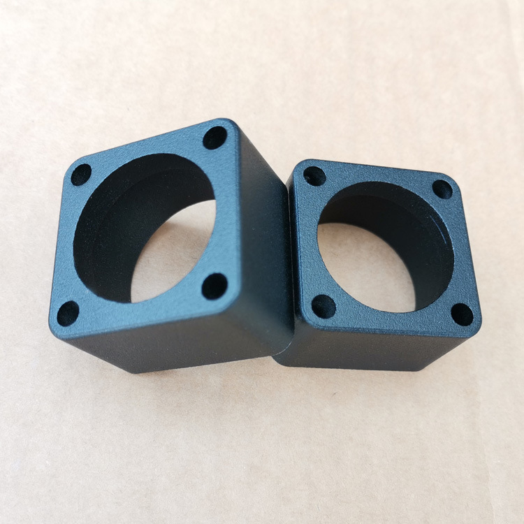 Aluminium alloy for zinc alloy casting.