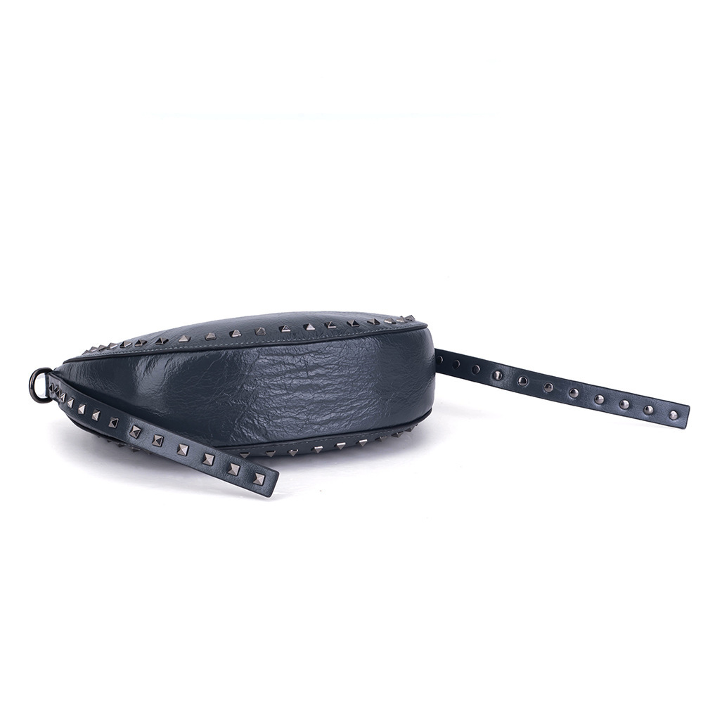 The women's package is customised as OEM.