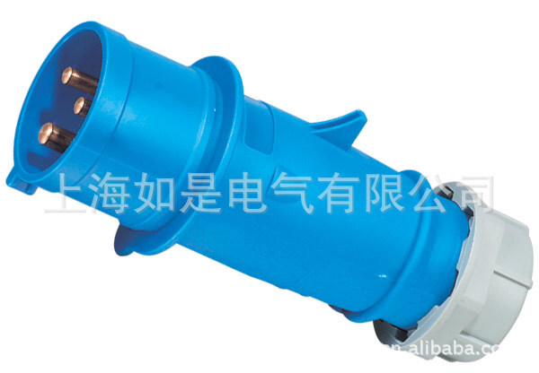 Master recommends 3P16A waterproofing industry plug.