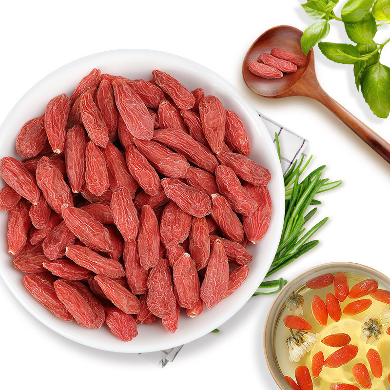 Ở Ningxia, một lon lớn chứa đầy ngũ cốc màu đỏ tìm thấy lô hàng trong khu vực sản xuất trà.