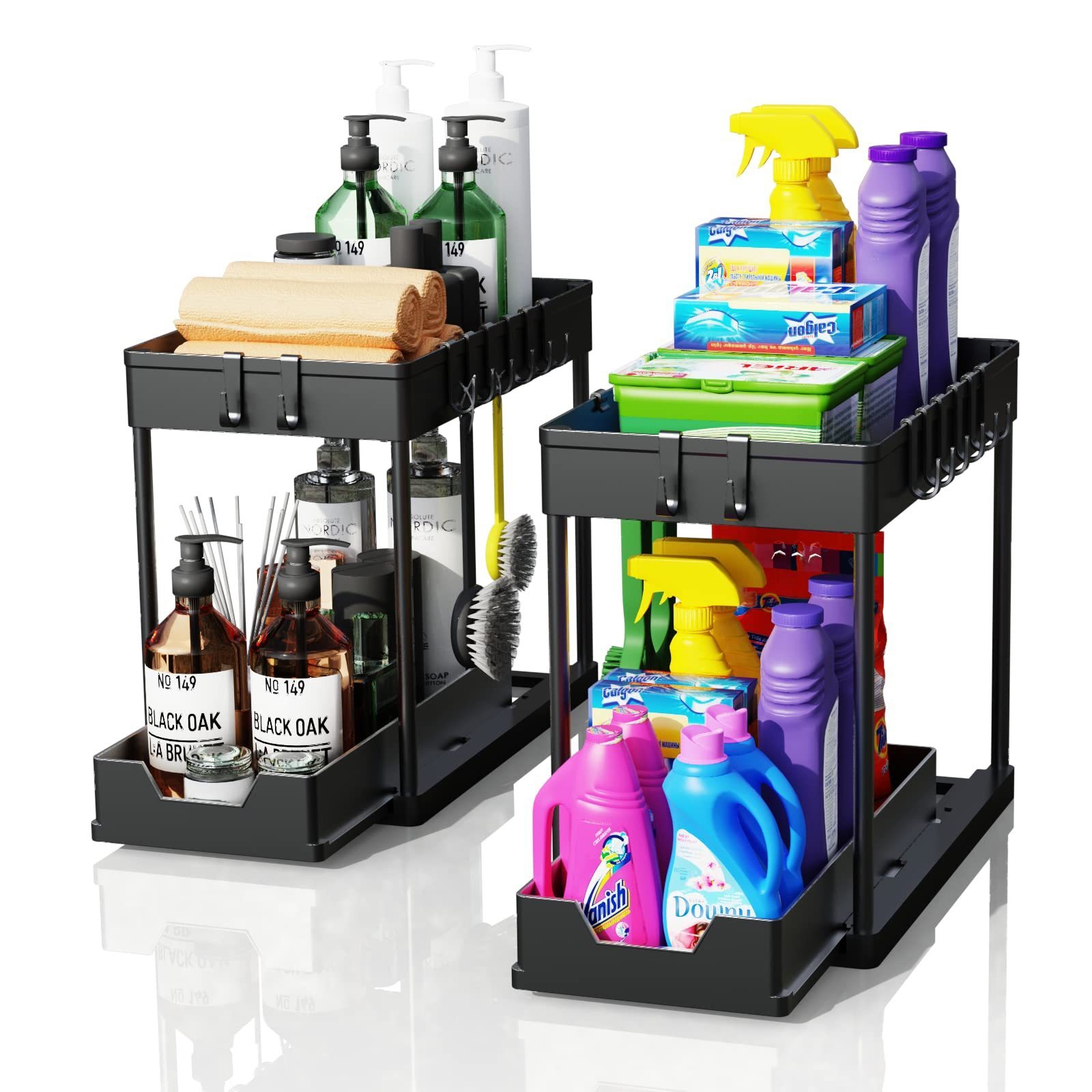 Cái kệ hai tầng Amazon và bồn rửa dưới bếp để trang trí bàn gia vị.