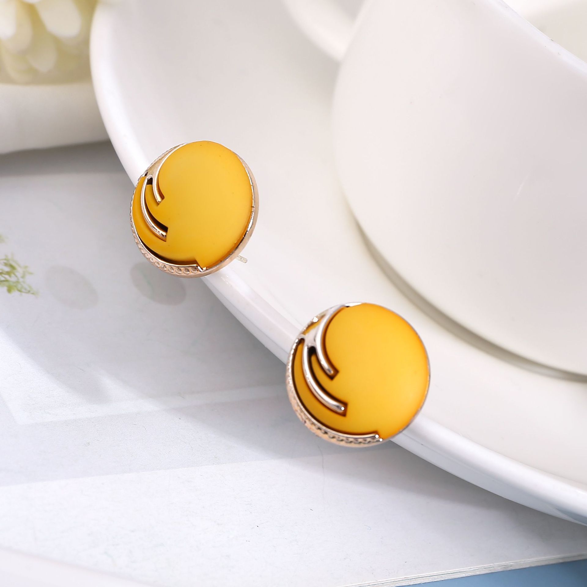 Cross-border, short-cut, korean version of clique plating earring.