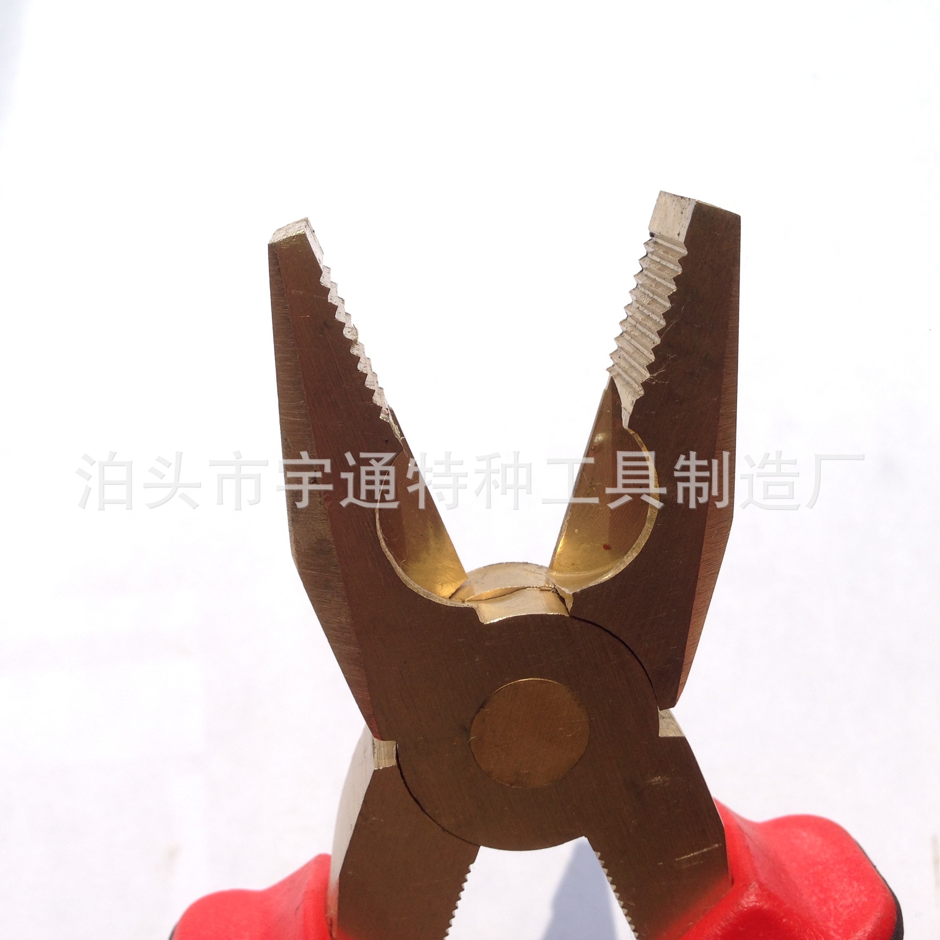 Long-term supply of blast-proof custard-resistant Magnetic Bronze Tiger-free spark wire pliers