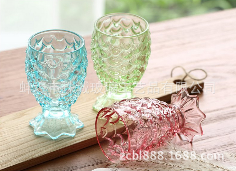 High-quality, high-white fish cups, fish-shaped cups, glass glasses, foreign trade orders.