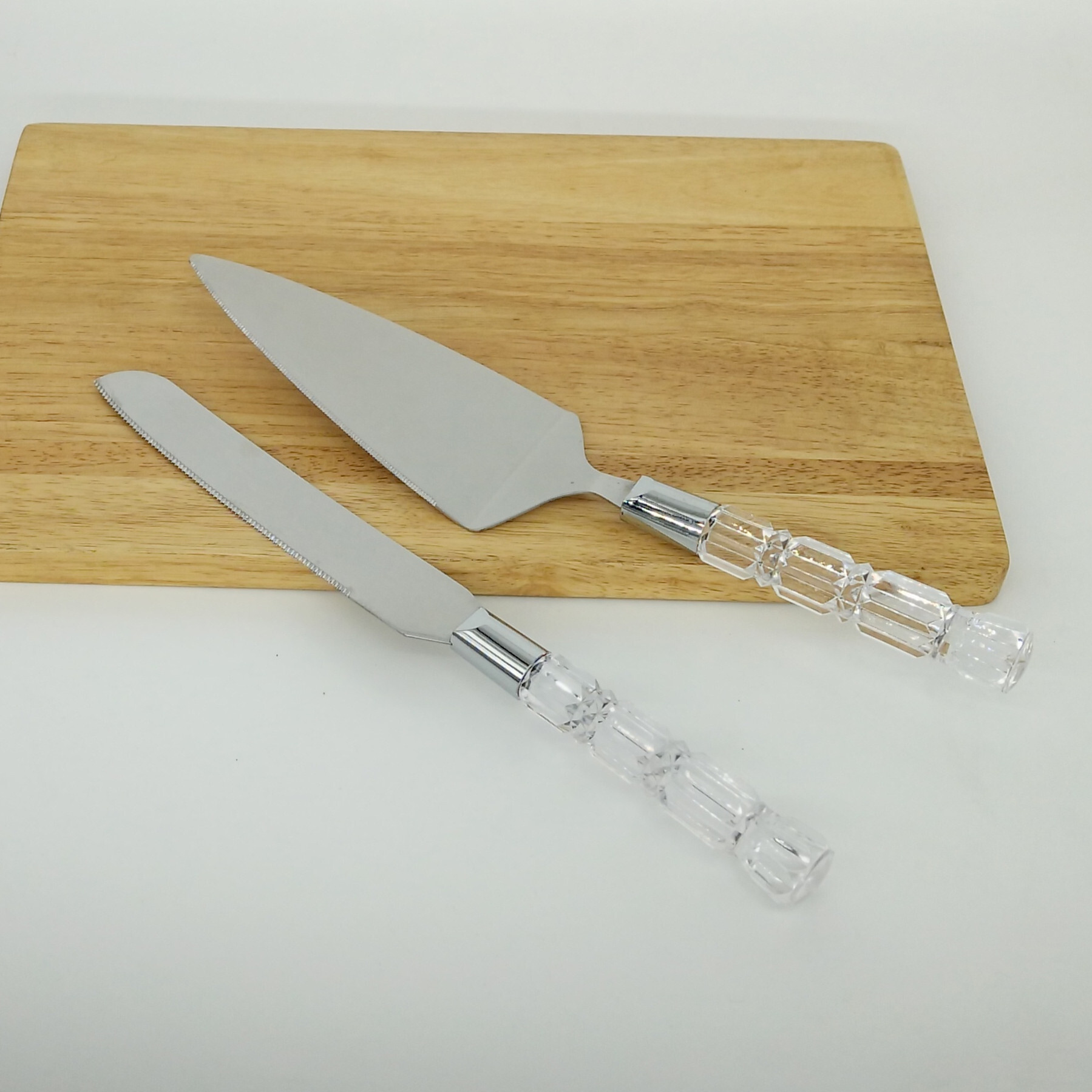 Stainless steel wedding goods, cake knife, bread knife.