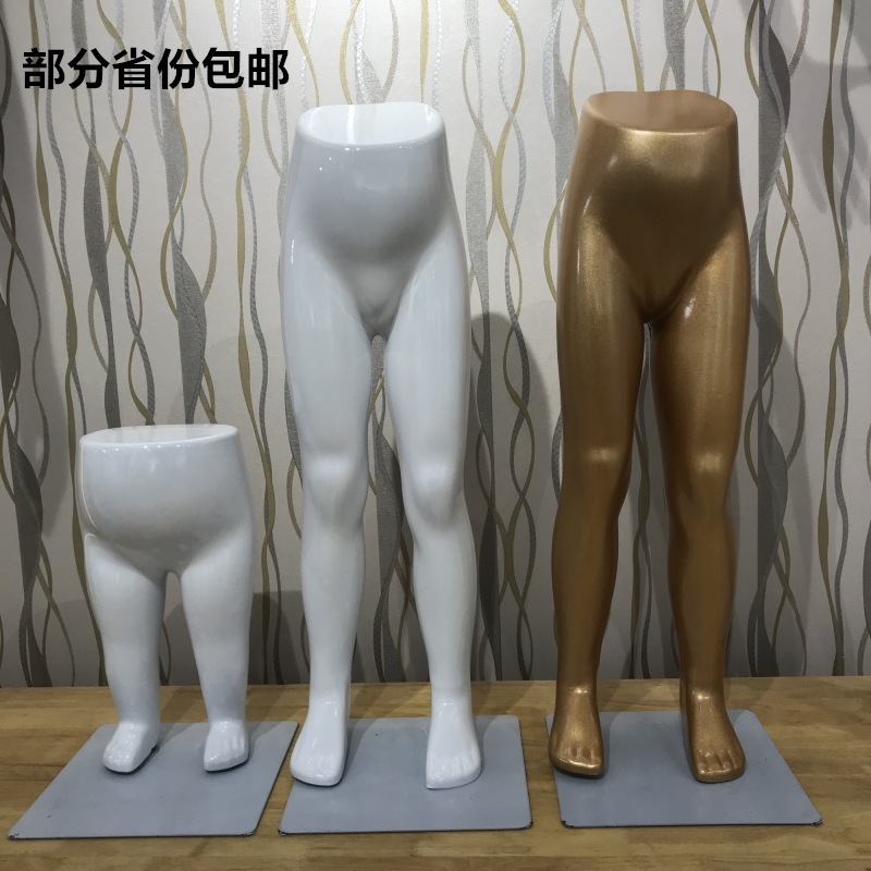 Mô hình cho đồ lót trẻ em.