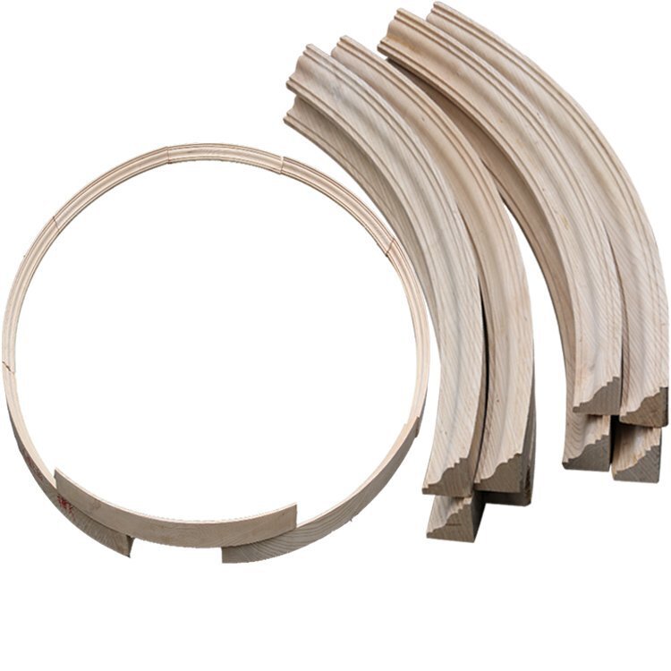 ส่วนโค้งครึ่งรอบของการควบรวมของ convation ของการควบรวมของสาย convation ของเส้นไม้แข็ง