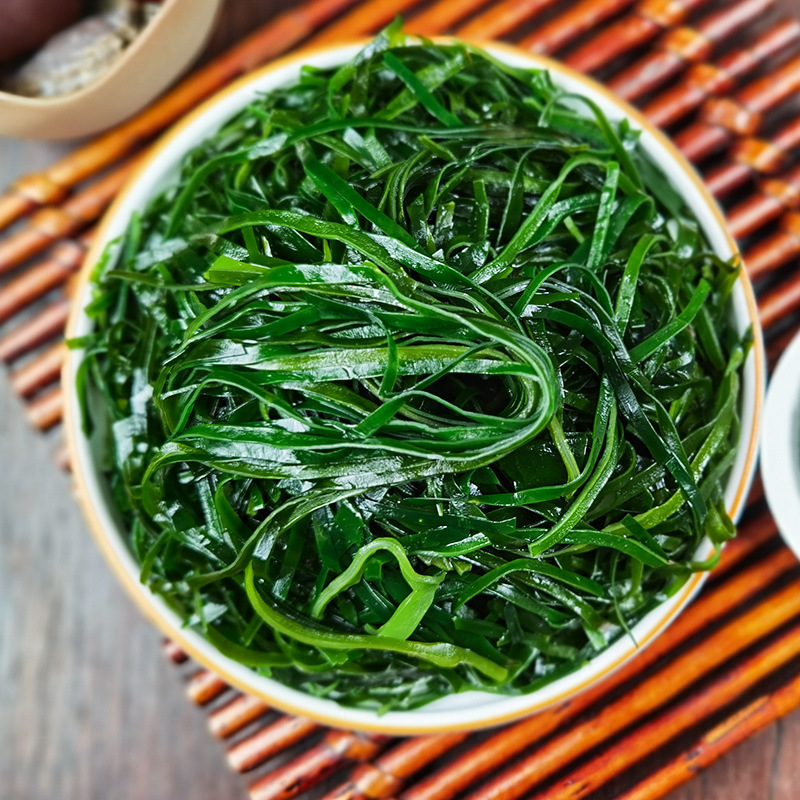 Haura làm khô tảo biển đỏ trên mạng với vỏ sò dày.