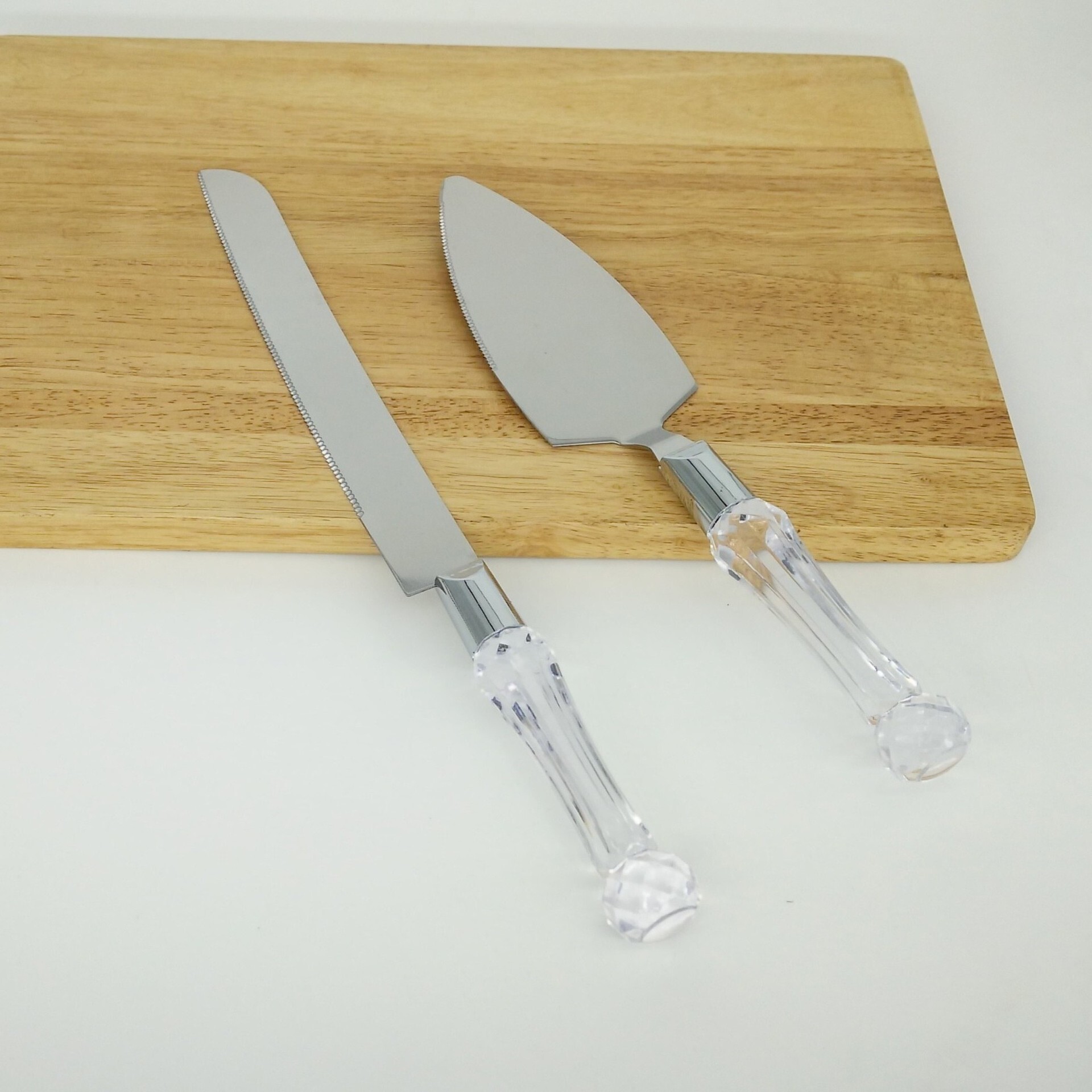 Stainless steel wedding goods, cake knife, bread knife.