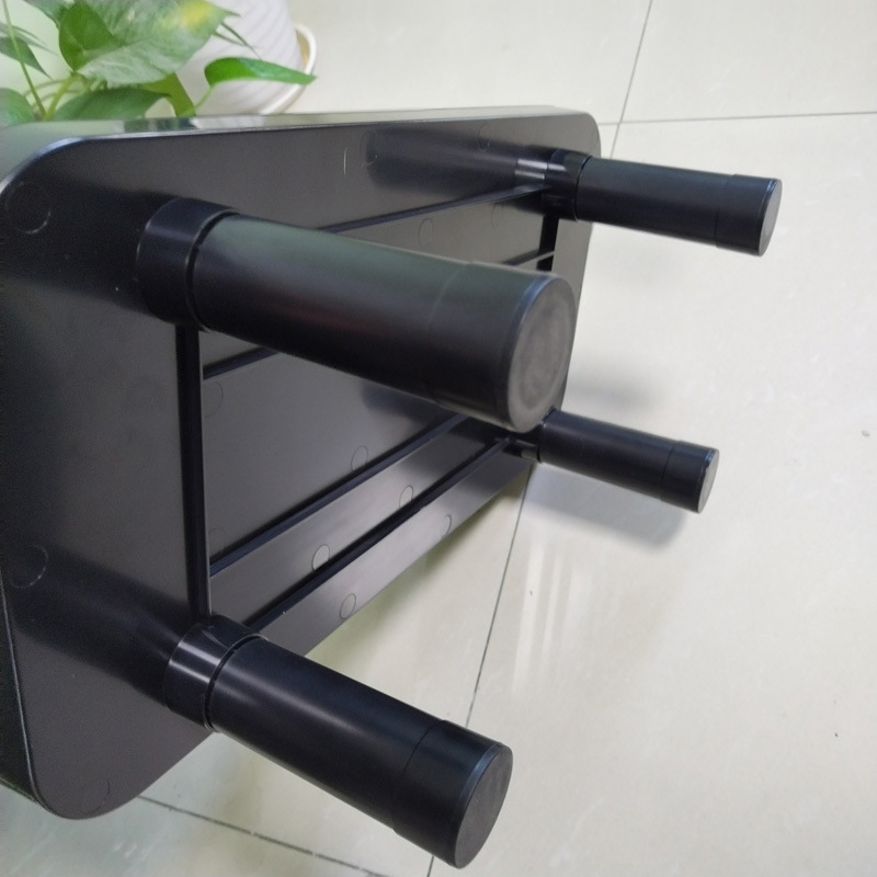 Nó là một cái bát thú cưng mới được sắp xếp và có quy định cao với một cái bát ăn chậm.