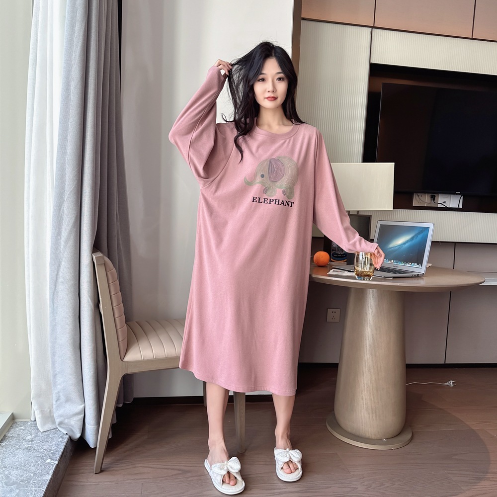 Loại vải nhung mới dùng để lắc lư vào mùa thu và mùa đông có thể được mặc bên ngoài bộ quần áo hai mặt, được mã hóa rộng.