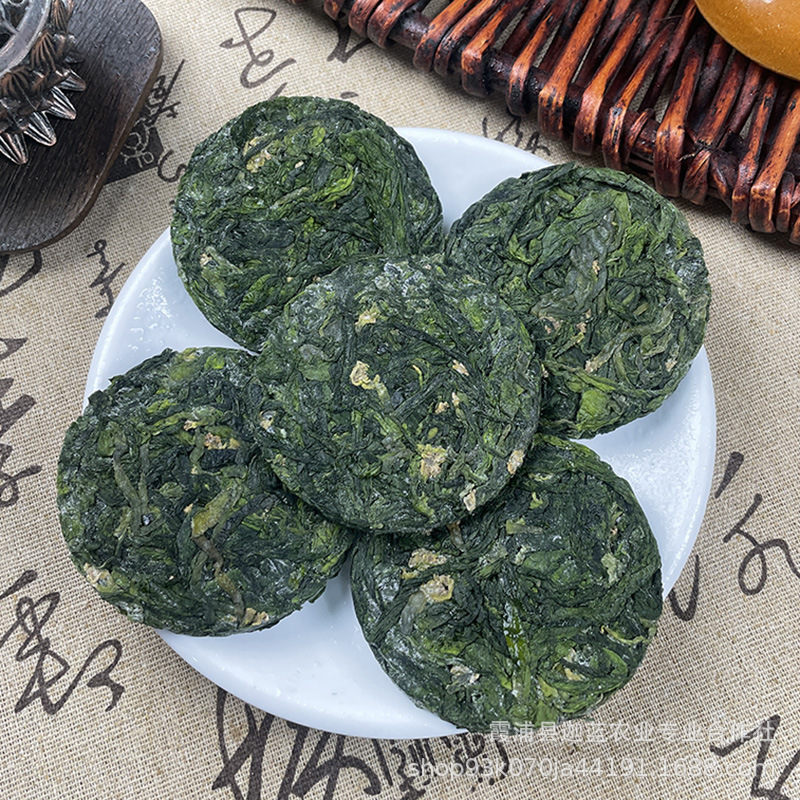 Chaipur nén nước biển với những cây non và cành cây non, còn biển với những thức ăn khô và nóng thì không thương mại.