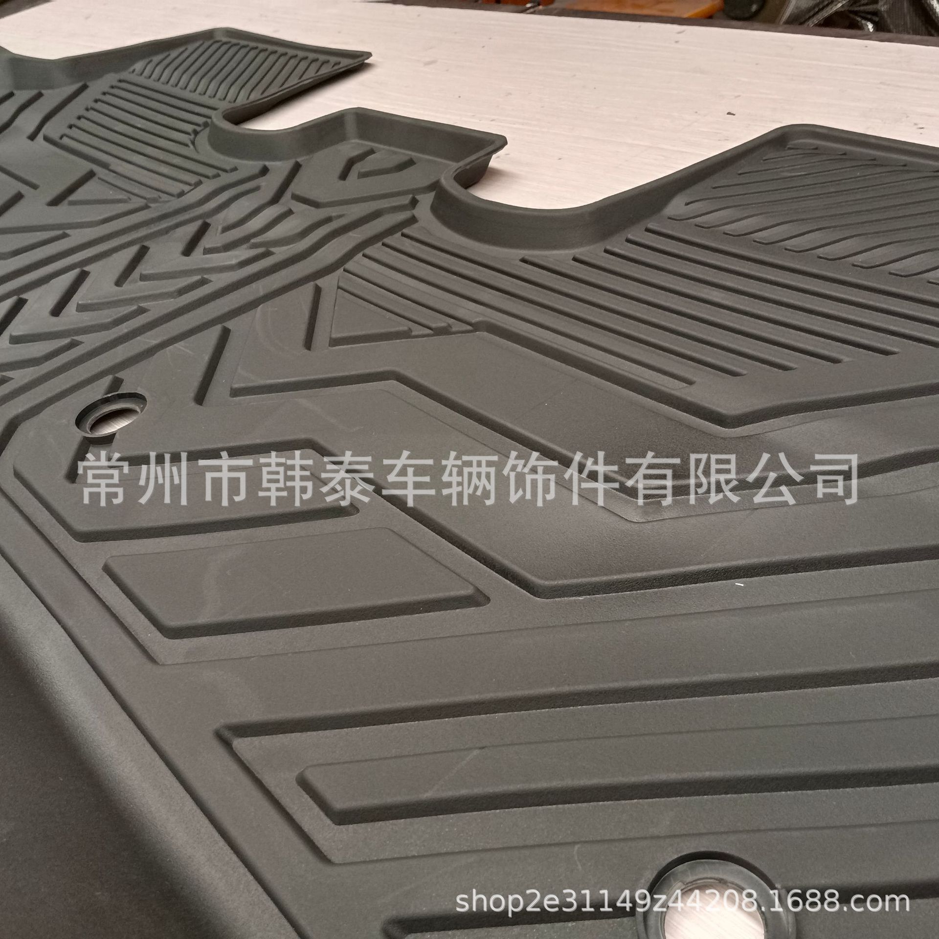 Direct sale of MODEL Y/3 X TPE's specialized rubber-covered car foot mat