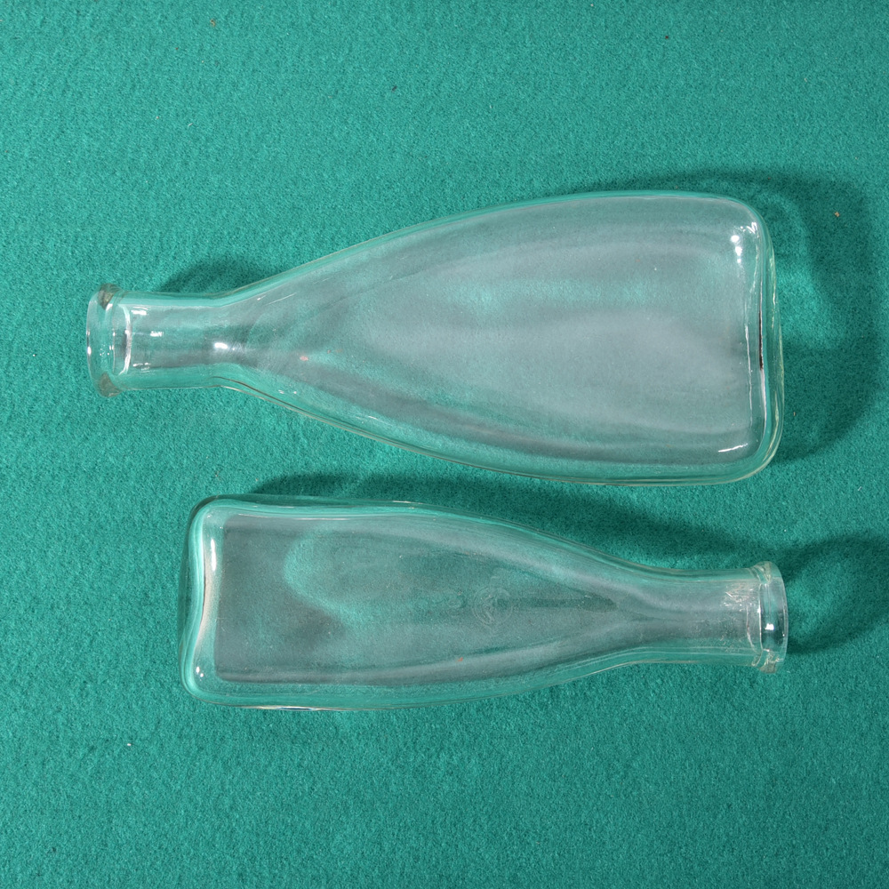 A 95-material eggplant, a 250-mg glass glass experiment vessel.