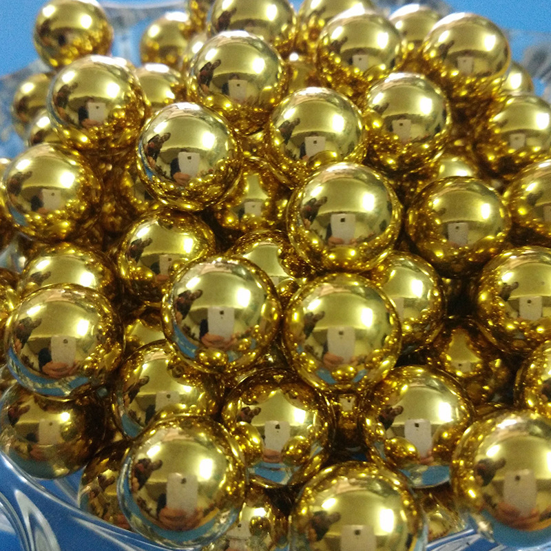 Electron plating and polished copper balls, used in the distribution of coined copper beads for accessories and crafts.