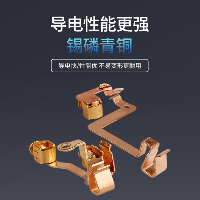 Nhà thương mại nước ngoài 130R với công tắc tường, nhà bếp chứa nhiều lỗ.