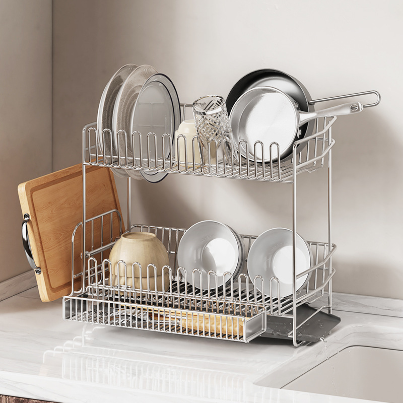 304 Nhà bếp thép không rỉ, hai lớp vải dầu hắc ín trên đầu chậu, và một bữa ăn kim loại ở bên cạnh bồn rửa chén