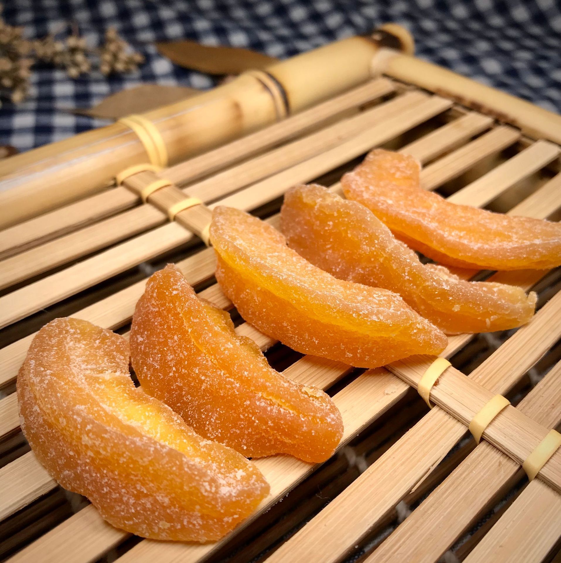 Peach dry, snacks, baked raw materials.