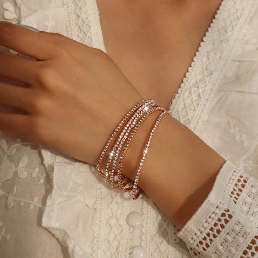 The U.S. and the U.S. across the border are wearing a multilayered ballistic wedding bracelet.