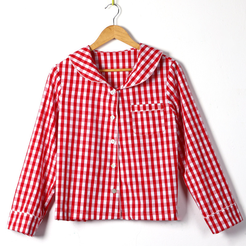 Những cô gái tâm thần, đỏ và đỏ, áo bông dài, áo thun và áo pyjama để thiết kế tùy chỉnh.