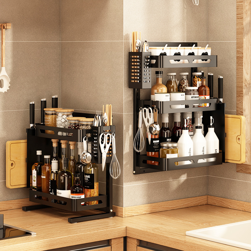 Nhà bếp được sắp xếp tường được thiết lập bên những quán rượu không có lỗ và bếp lò dày
