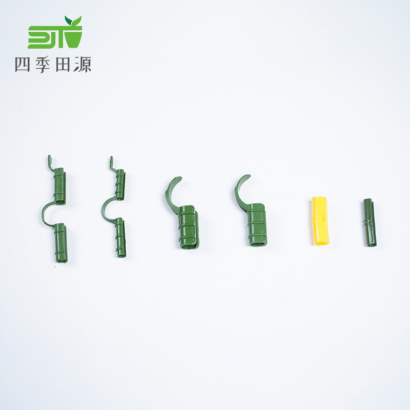 Lắp ráp các khớp nhựa trong các thùng lớn cho các màng phù hợp
