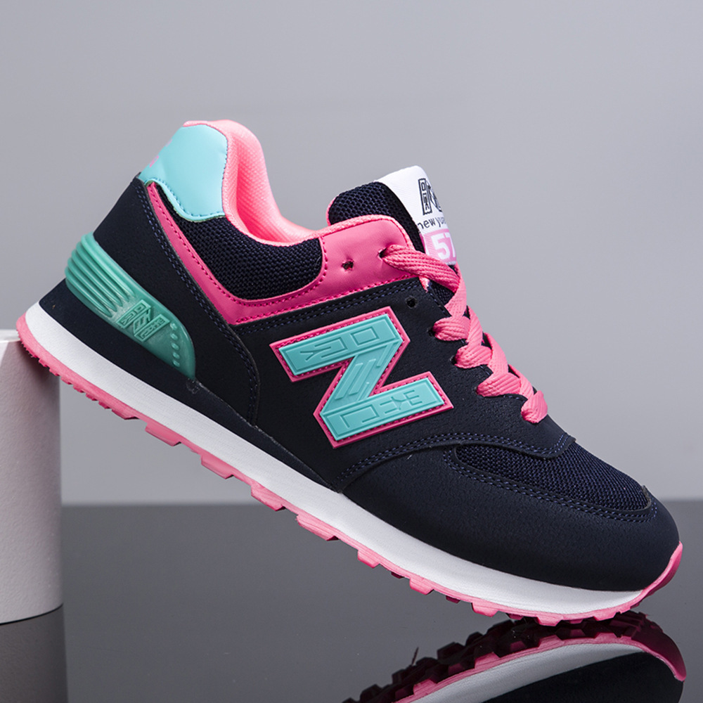 574 front-floor Agam Shoes, 2024 spring tide Shoes, couple running shoes, pair of sneakers.