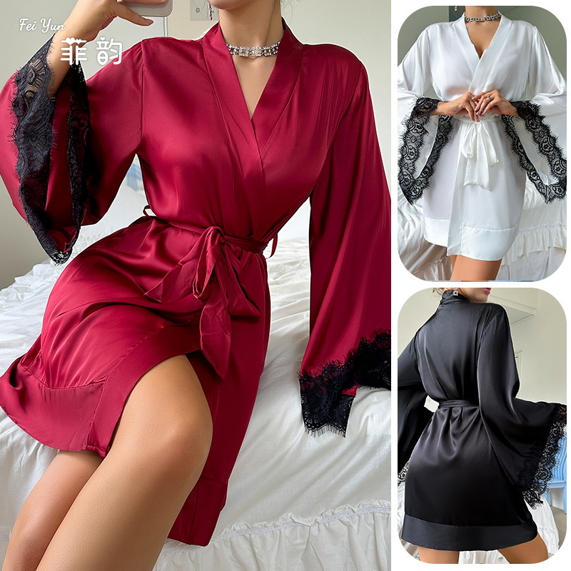 Châu Âu và nước Mỹ gọi áo ngủ sexy, áo ngủ gợi cảm.