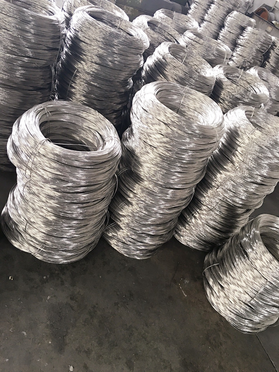 Nguyên chất aluminium, các đường nam châm tốt, màng hút chân không, các đường Aluminium, 99%.