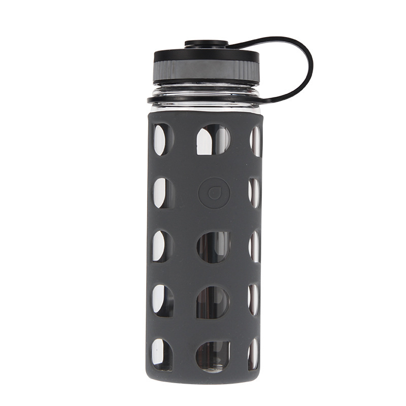 Creative round-hole silica caps, double-layered glass, and the students' water cups are customized for distribution.